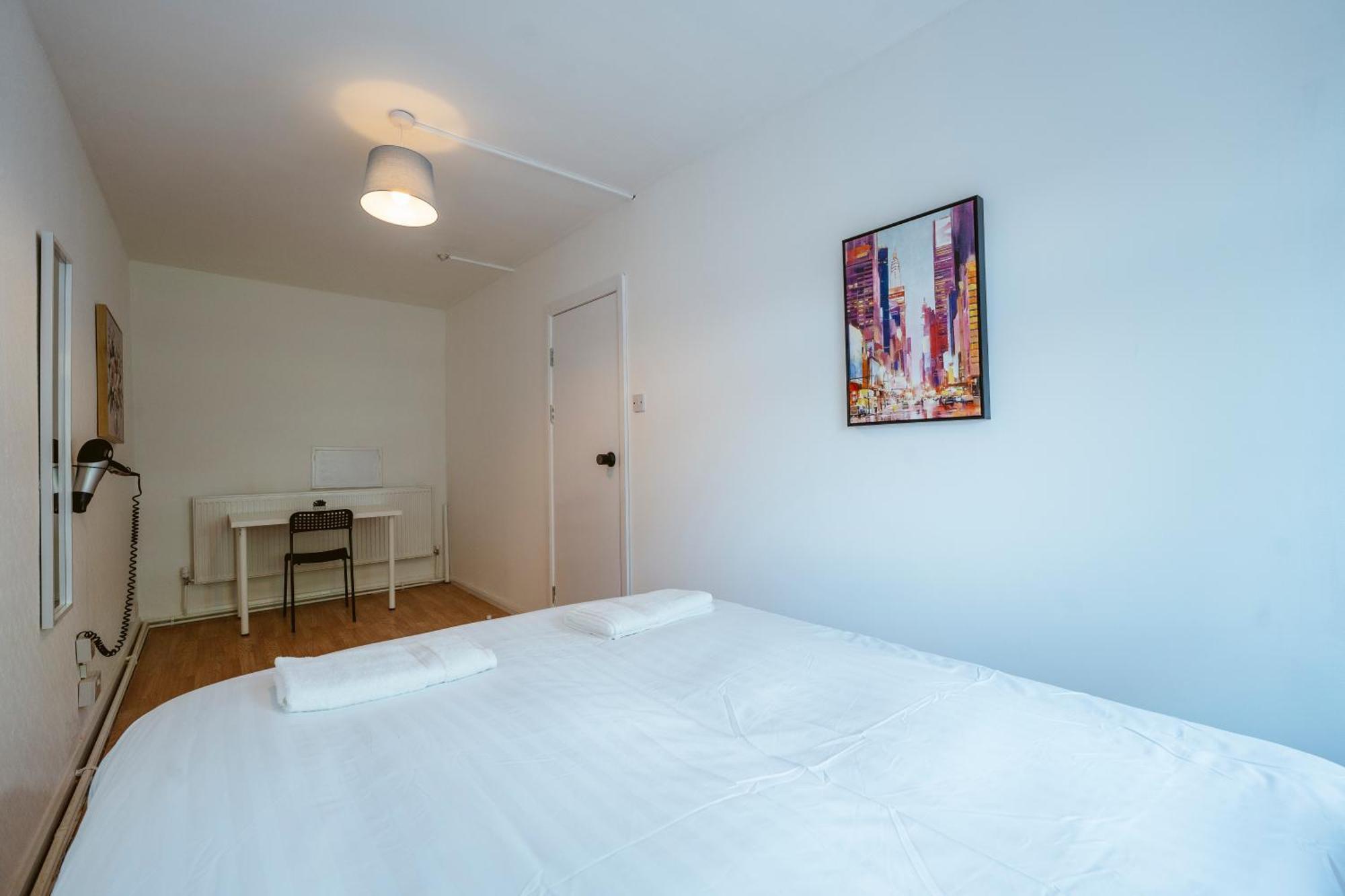 Deptford Bridge Double Rooms Лондон Экстерьер фото